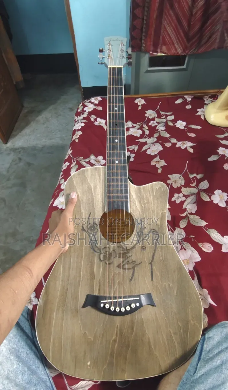 Guiter for Sell Emergency