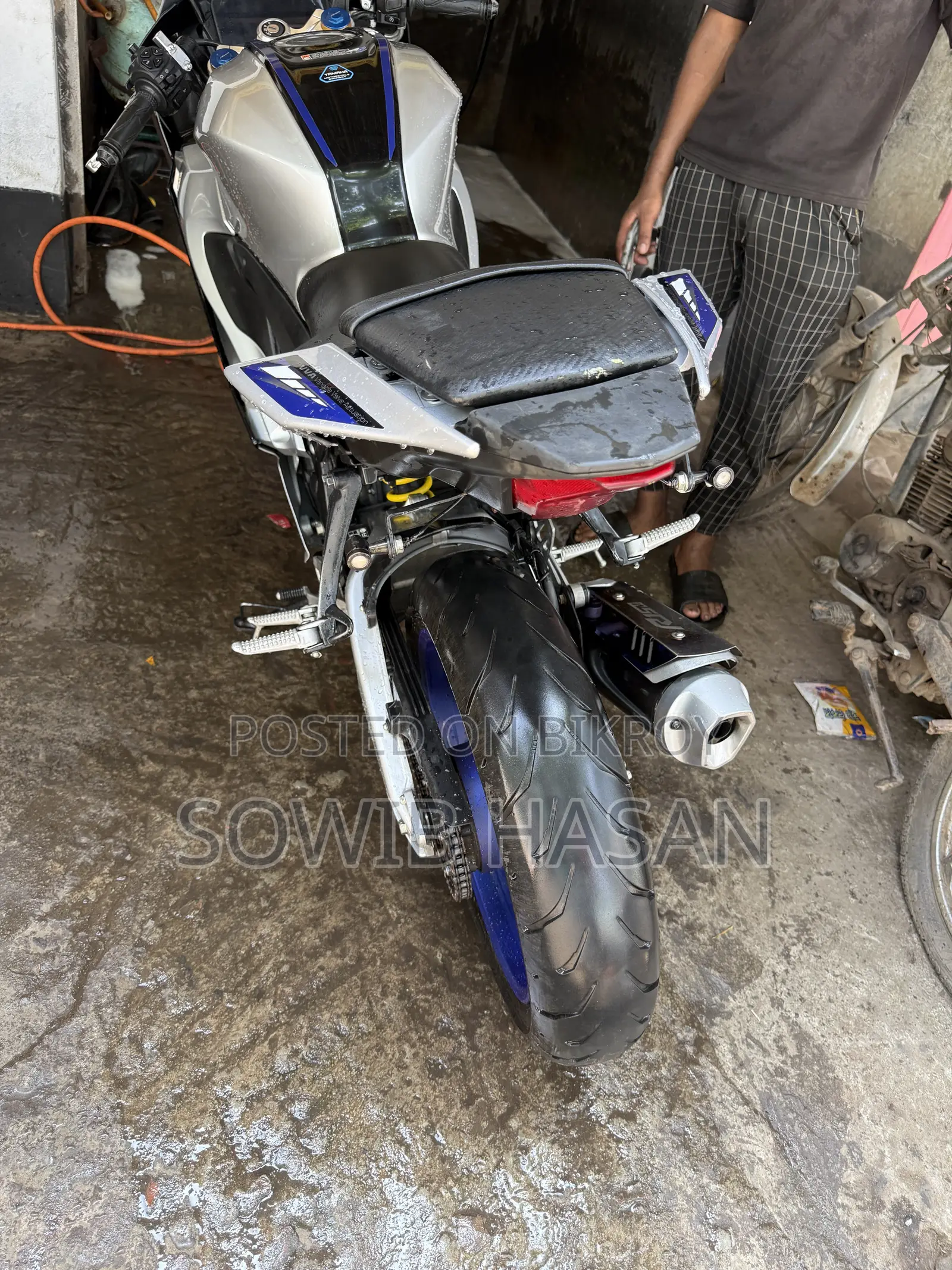 Yamaha R15M 2026 Silver