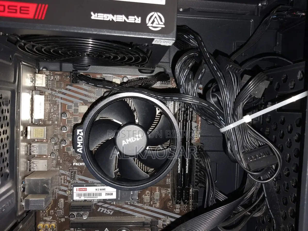 Desktop Computer 16GB AMD Ryzen 5 SSD 256GB