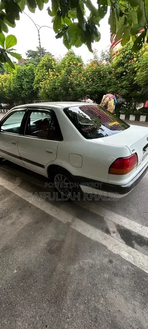 Toyota Corolla Sedan 1996 White