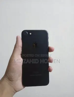 Apple iPhone 7 32 GB Black