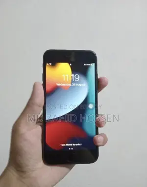 Apple iPhone 7 32 GB Black