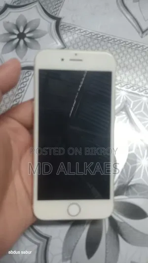 Apple iPhone 6 16 GB Gold