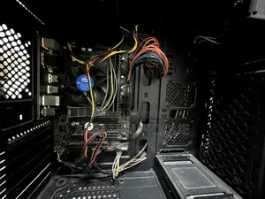 Desktop Computer Gigabyte 12GB Intel HDD+SSD 1T