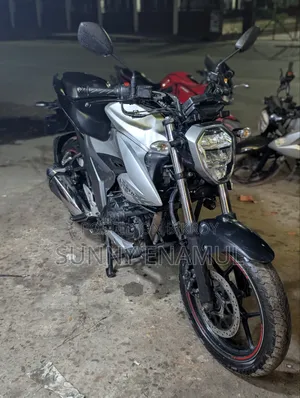 Suzuki Gixxer 2022 Silver