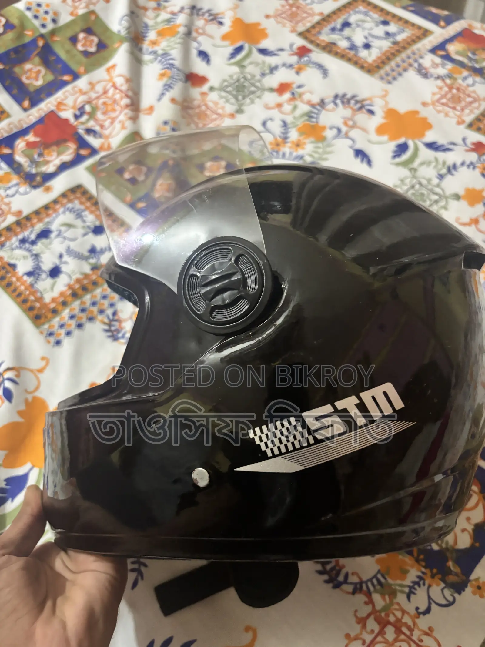 STM Full Face Helmet – Black | Good Condition