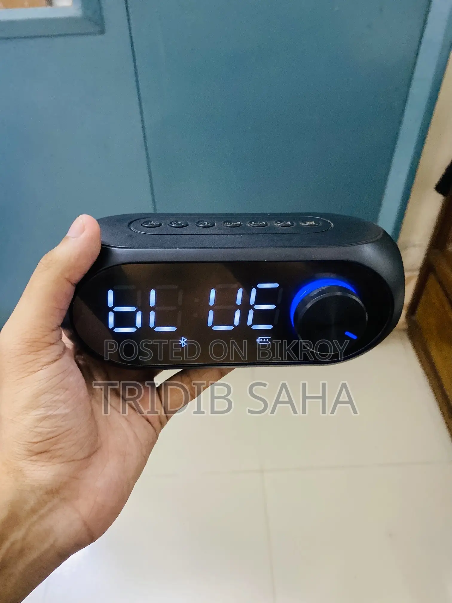 Speaker + Clock