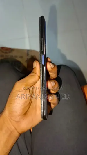 Vivo Y51a 128 GB Black