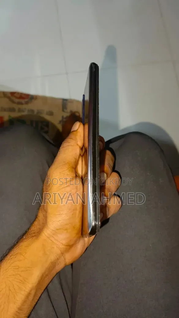 Vivo Y51a 128 GB Black