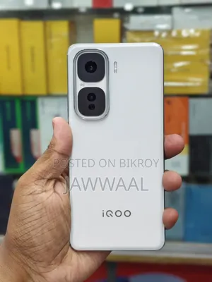 Vivo iQOO Neo10 256 GB White