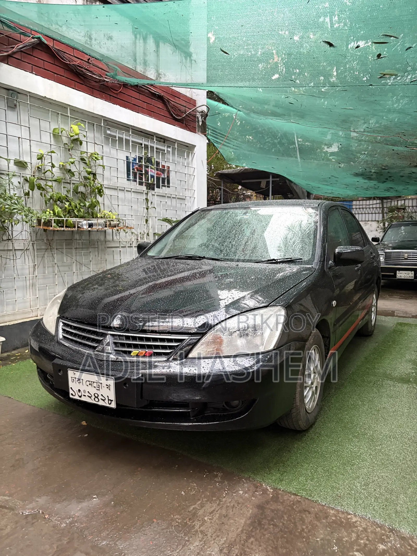 মিতসুবিশি ল্যান্সার ২০১২ ব্ল্যাক