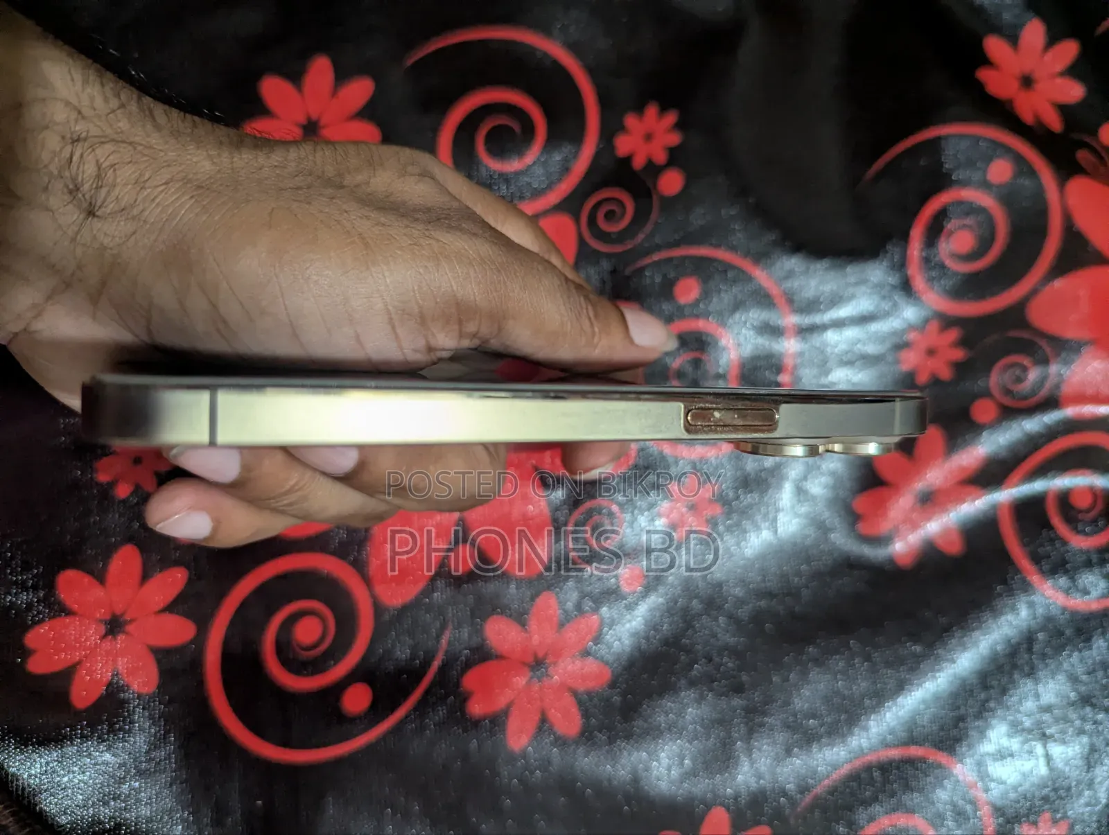 অ্যাপল আইফোন ১৩ প্রো ২৫৬ জিবি গোল্ড