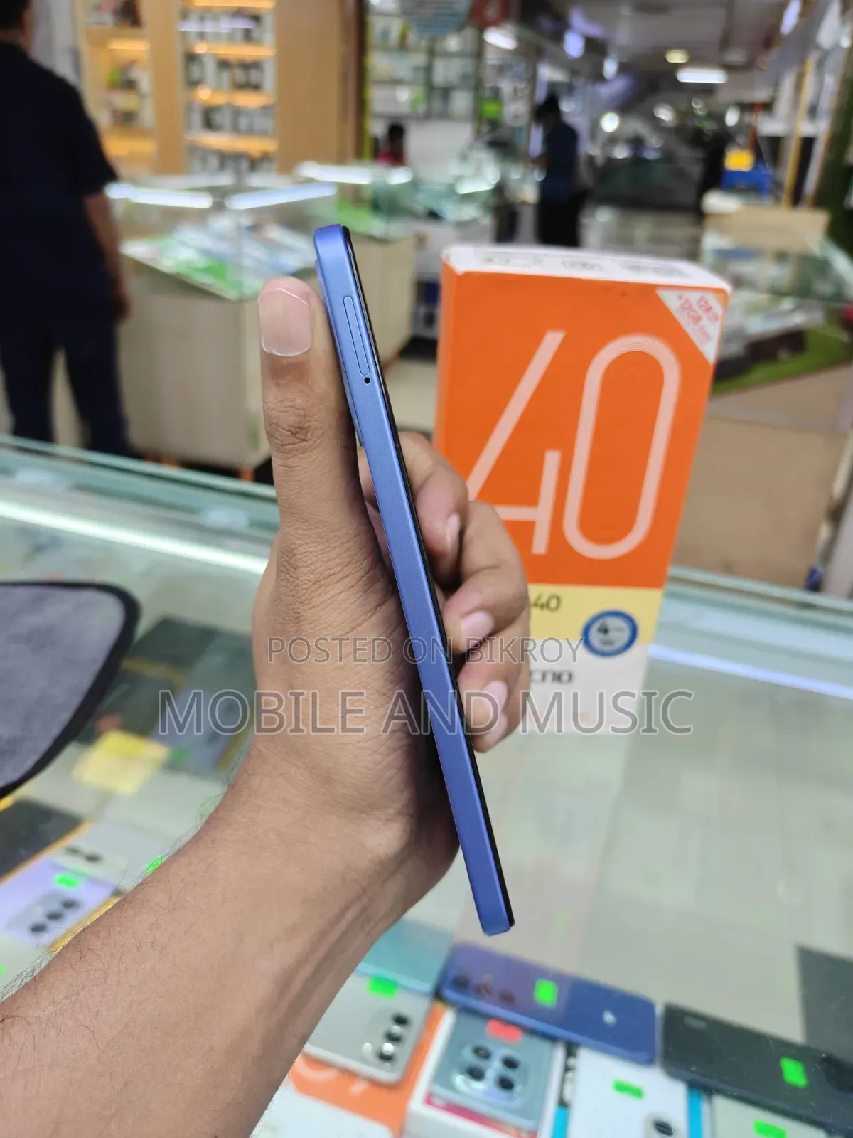 Tecno Spark 40 128 GB Blue