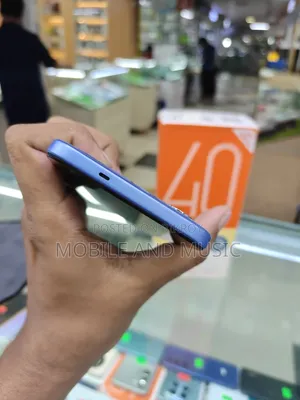 Tecno Spark 40 128 GB Blue