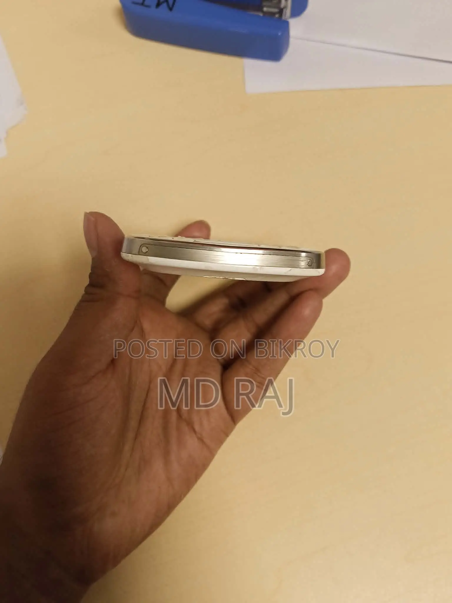 BlackBerry Bold Touch 9900 8 GB White