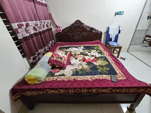Original Loha Wood Bed ( 6ft × 7 Ft )