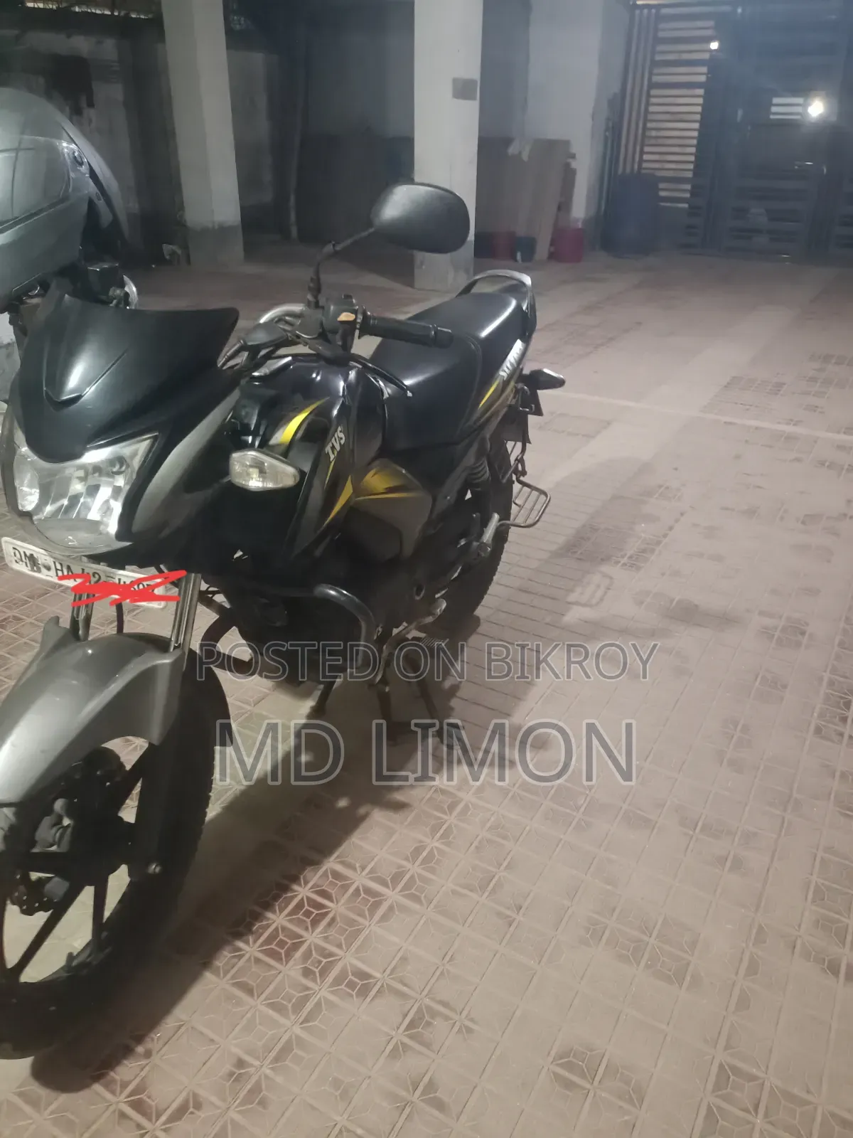 TVS Stryker 125 2019 Yellow