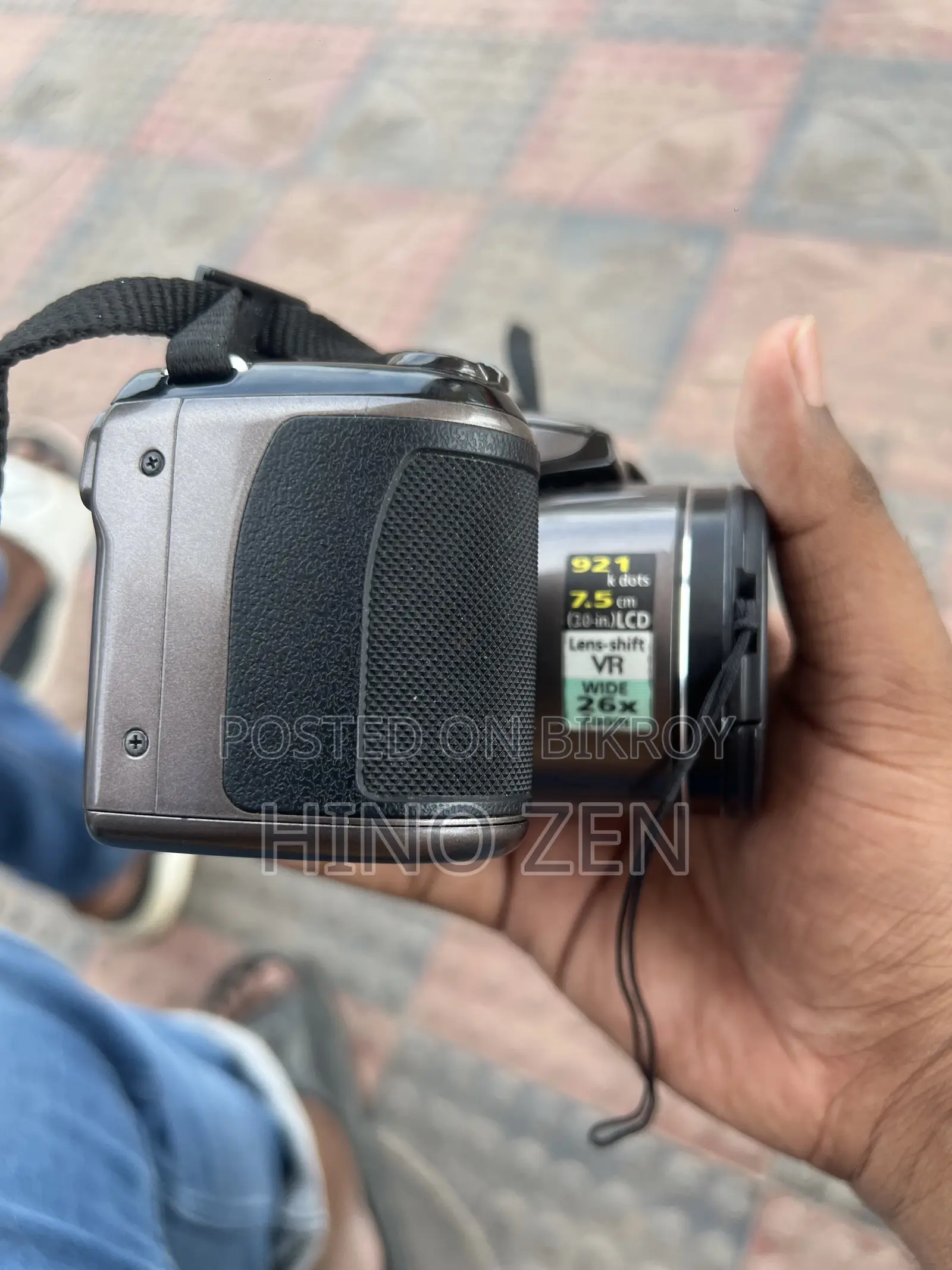 Nikon Coolpix L810 Camera