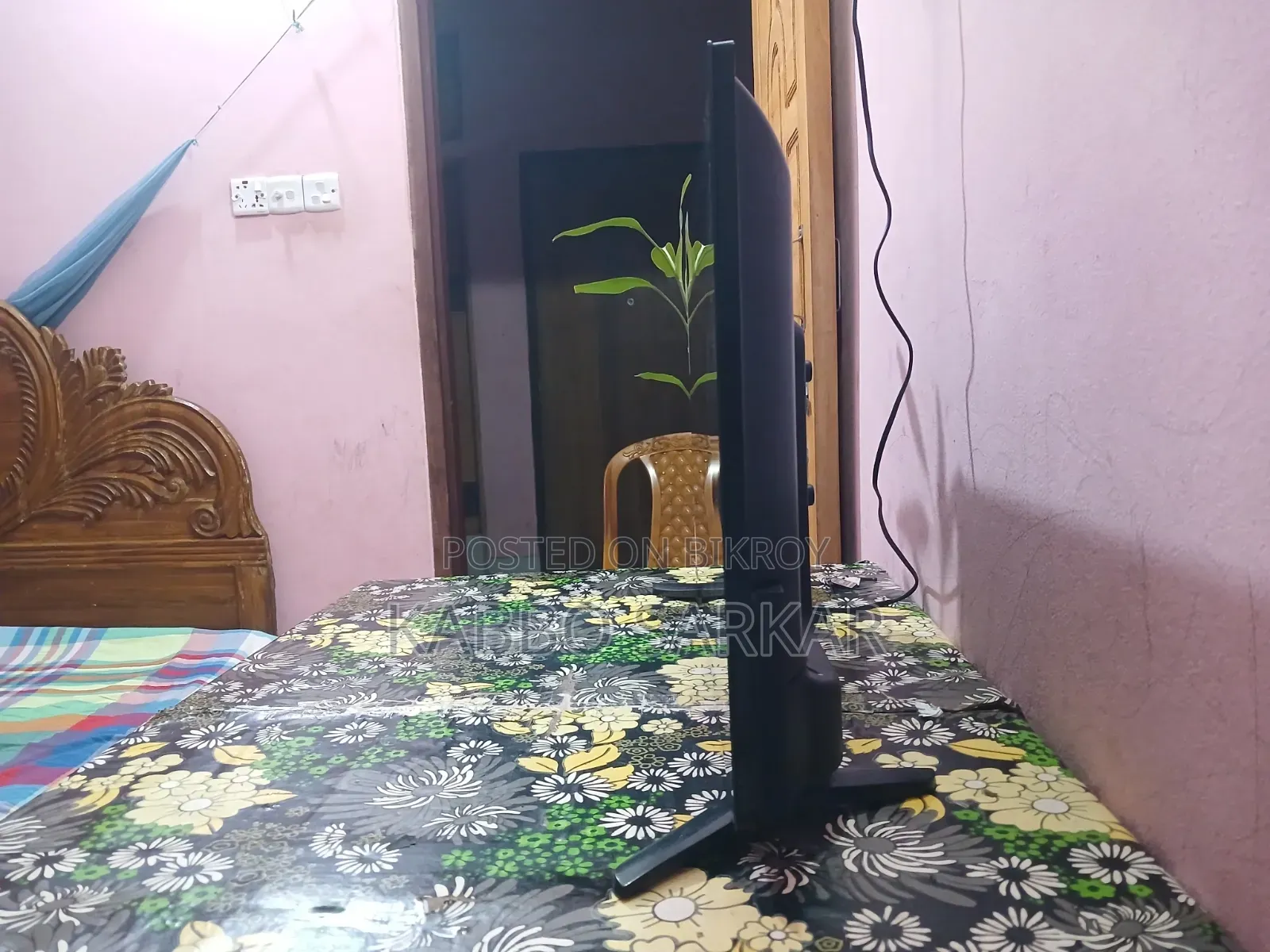 32 ভয়েস কন্ট্রোল টিভি