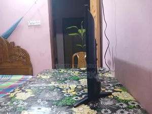 32 ভয়েস কন্ট্রোল টিভি