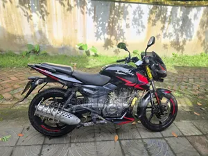 বাজাজ পালসার ১৫০ ২০২১ কালো