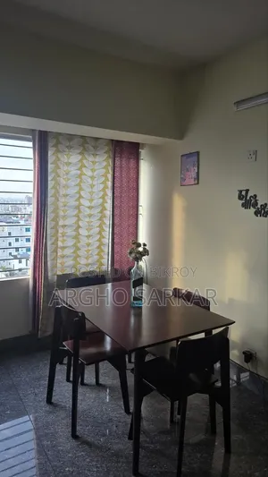 রিগ্যাল ডাইনিং টেবিল + ৪টি চেয়ার