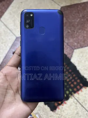 Samsung Galaxy M21 128 GB Blue