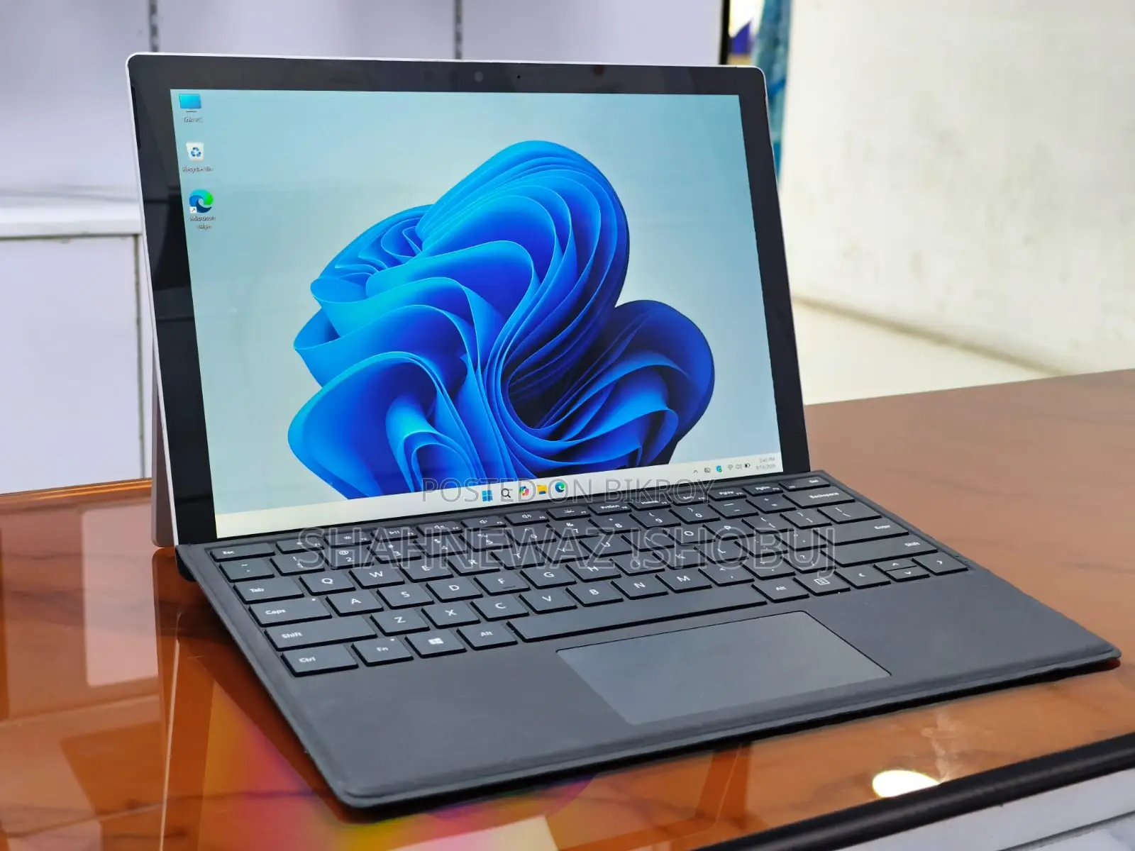 Laptop Microsoft Surface Pro 5 8GB Intel Core i7 SSD 256GB