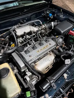 Toyota Corolla 1.3 Sedan 1996 Green