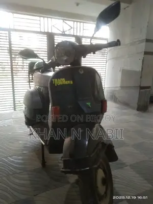 Vespa 150 1999 Green