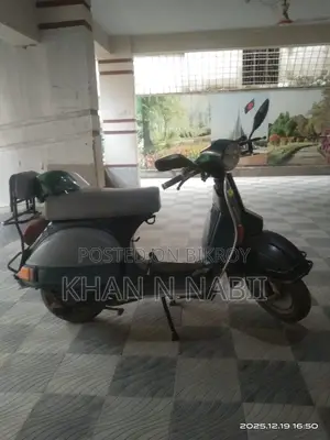 Vespa 150 1999 Green