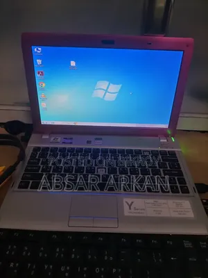 Laptop Sony VAIO EH/3B4EW 2GB AMD A4 HDD 256GB