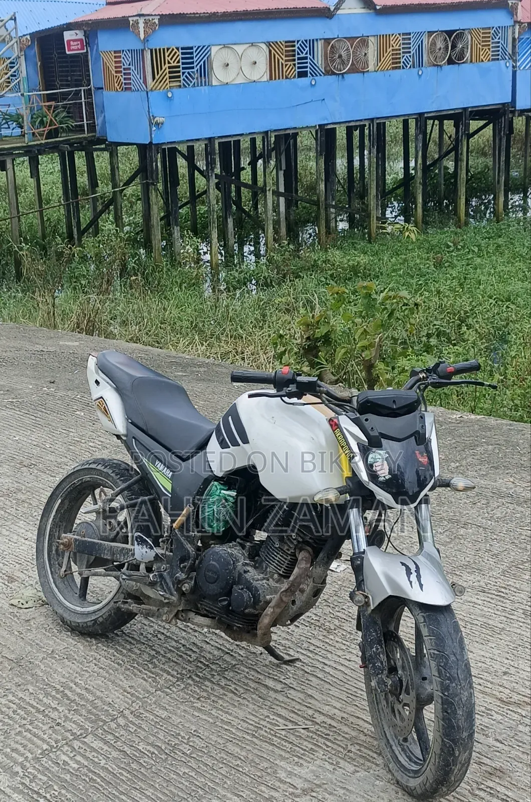 Yamaha FZS V2 2022 White