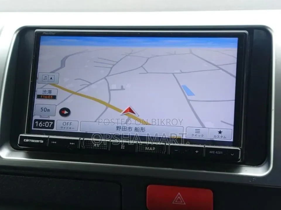 Toyota HiAce 2021 Silver
