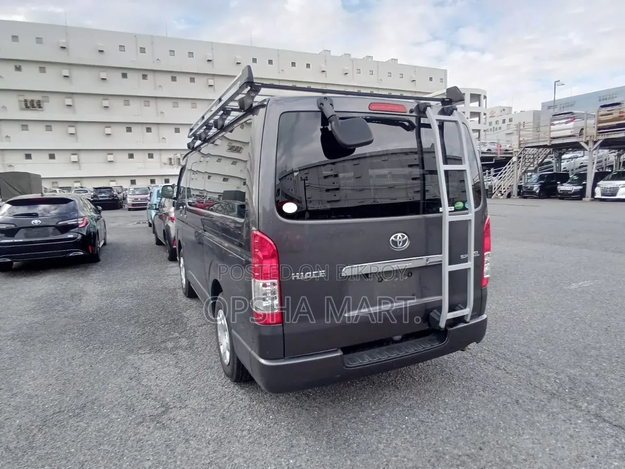Toyota HiAce 2020 Grey