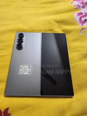 Samsung Z 16 GB Silver