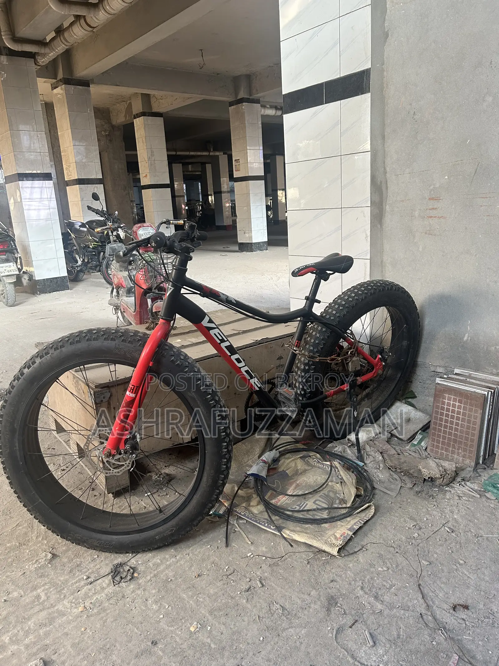 মোটা চাকার ভেলোস সাইকেল