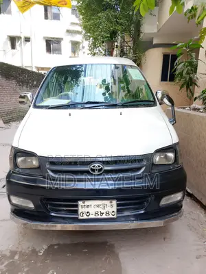 Toyota Noah 2005 White