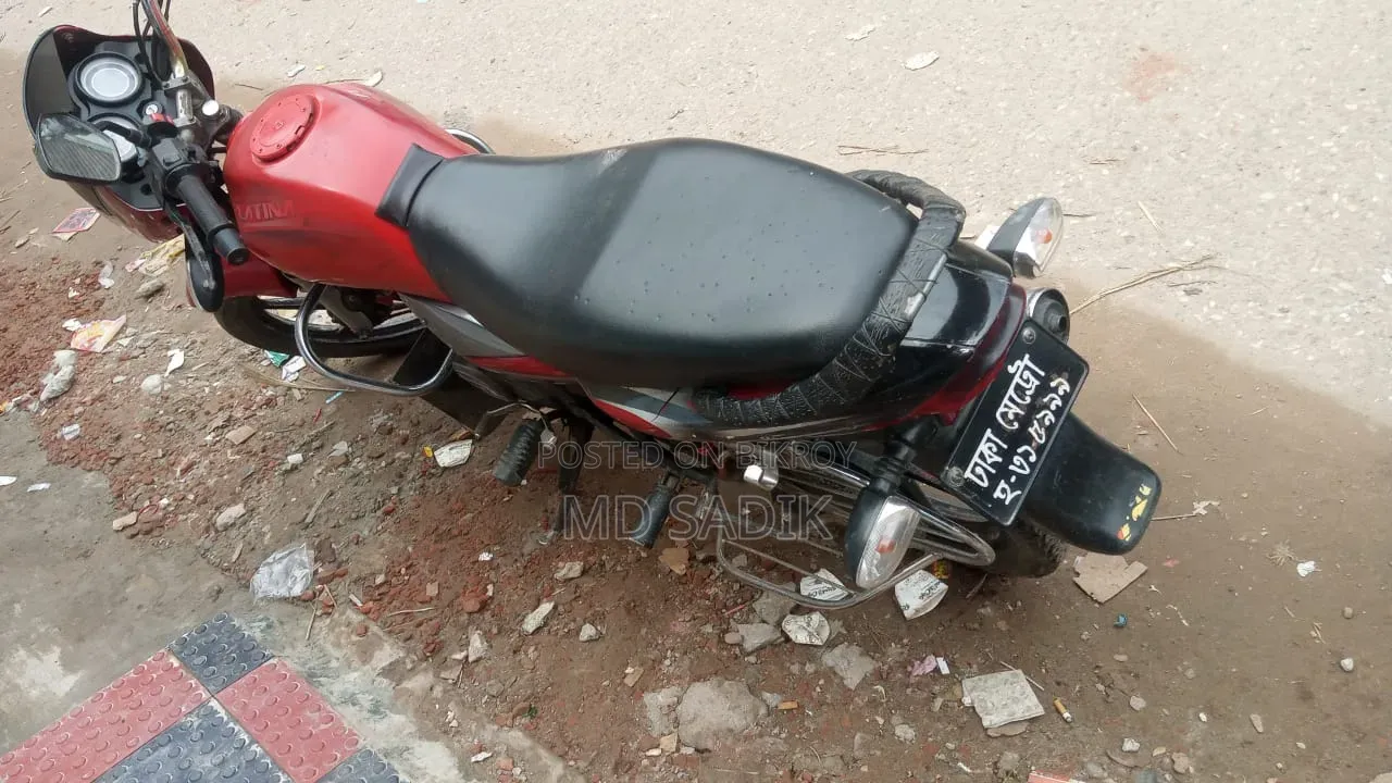 Bajaj Platina 100 2015 Red