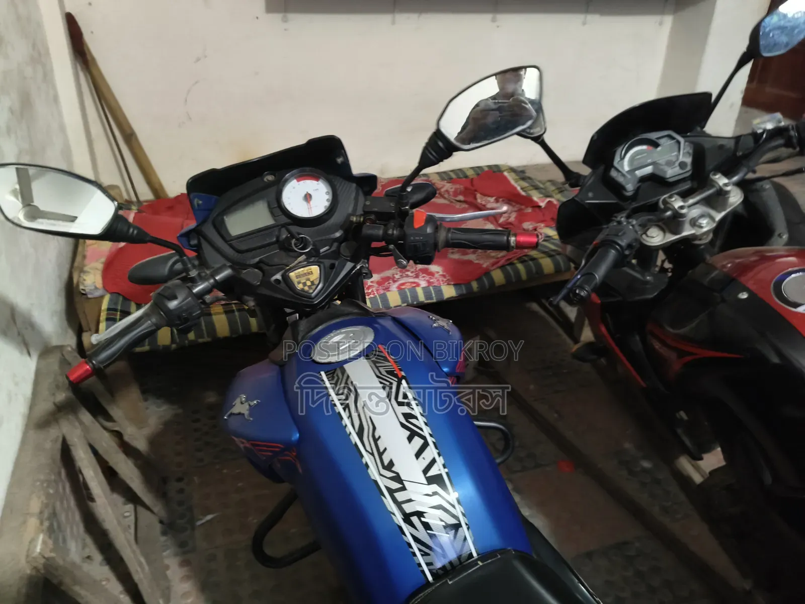 TVS Apache RTR 160 2V 2016 Blue