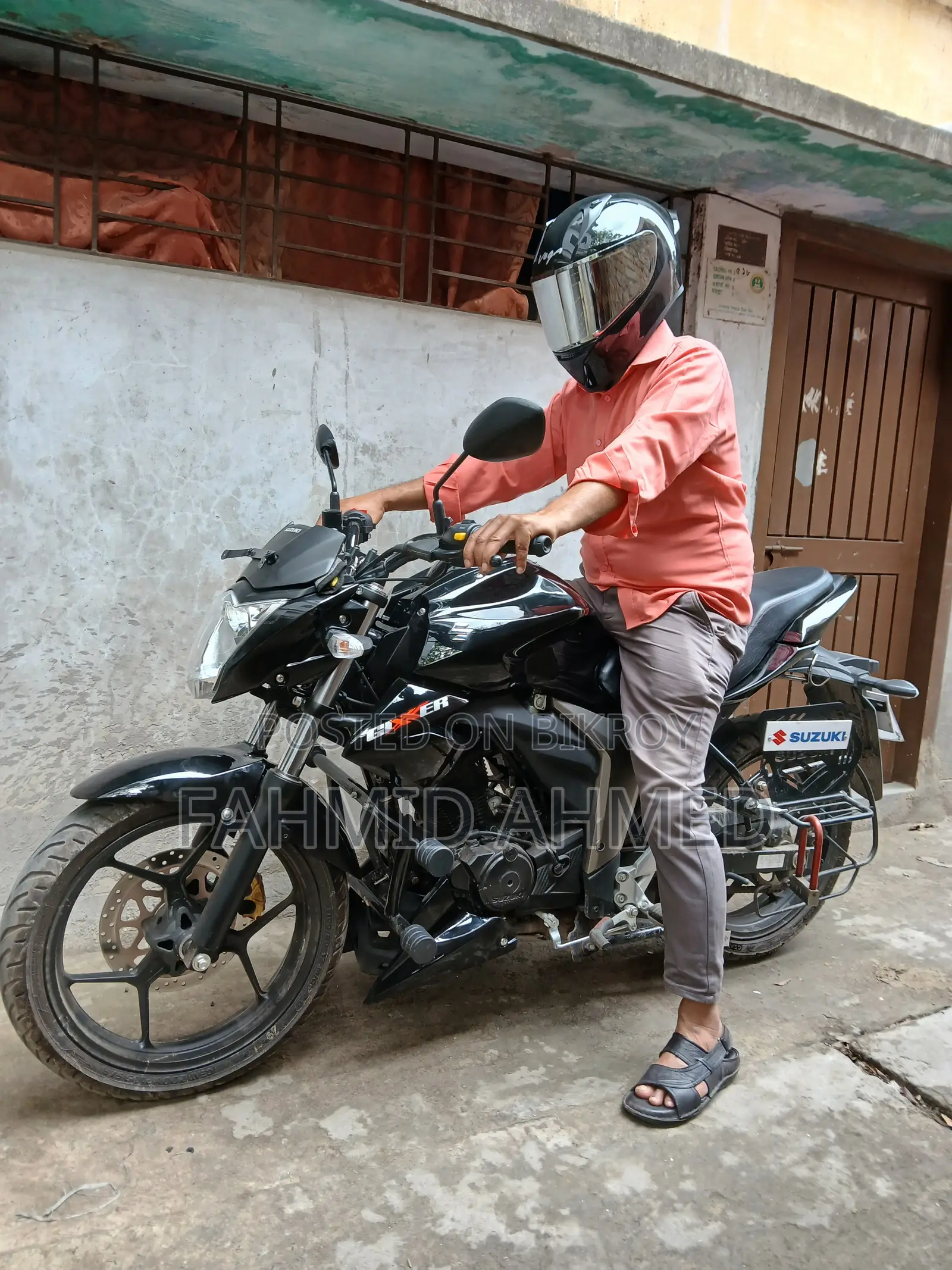 Suzuki Gixxer 2025 Black