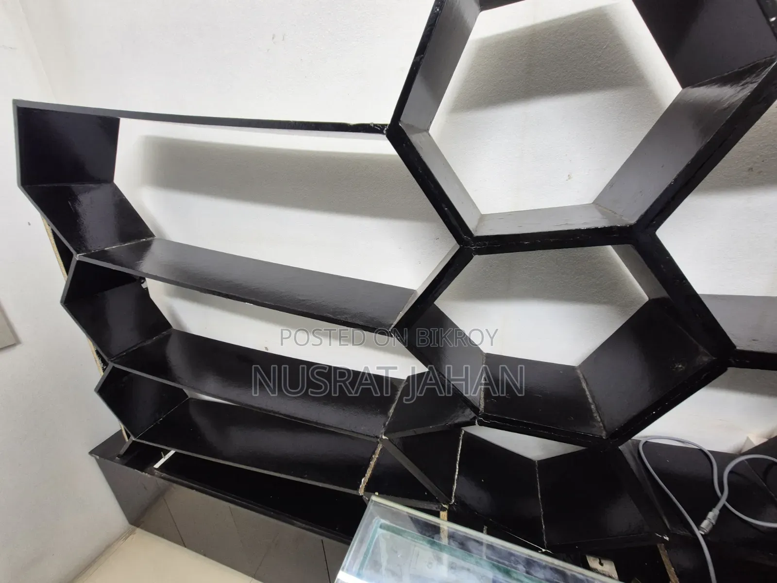Self Cabinet