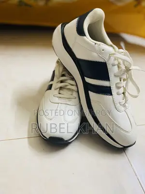 Retro-Inspired Lifestyle Casual Sneakers(Brand New)