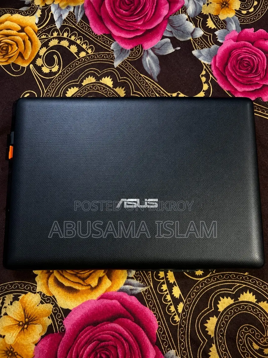 Laptop Asus 2GB Intel Atom HDD 160GB