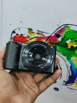 Sony ZV E-10  With 16-50mm