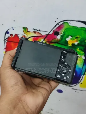 Sony ZV E-10  With 16-50mm