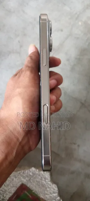 VMAX V16 Ultra White