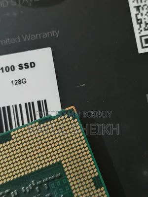 Intel Core I5-4590 Quad Core 3.3 GHz PC Processor | Corner Broken
