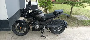 New Hero Xtreme 125R 2025 Black
