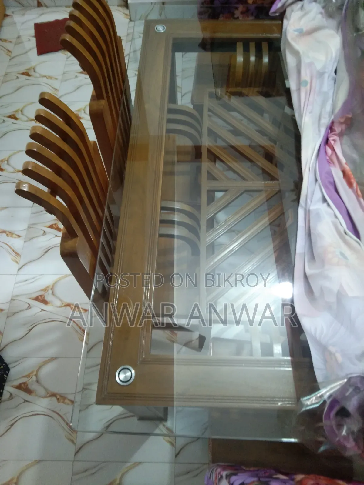টেবিল চেয়ার বিক্রি